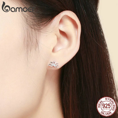 Flower damoer earrings